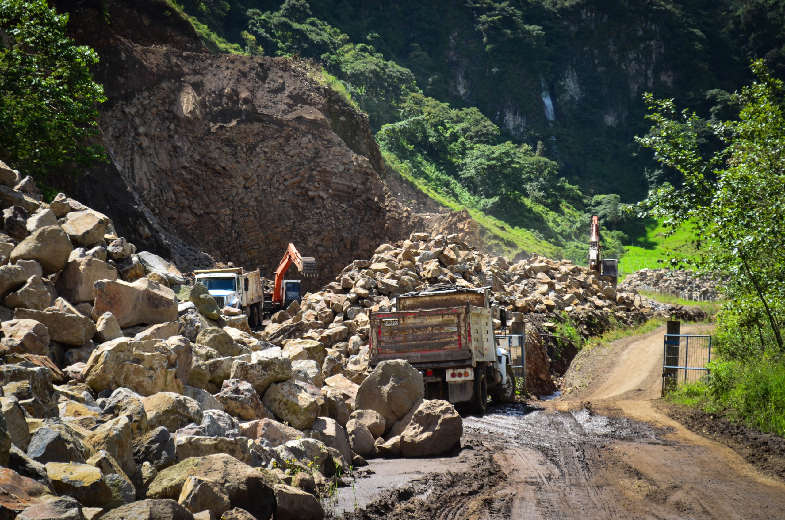 Alquiler de Maquinaria - ASFACON Ingeniería Nariño
