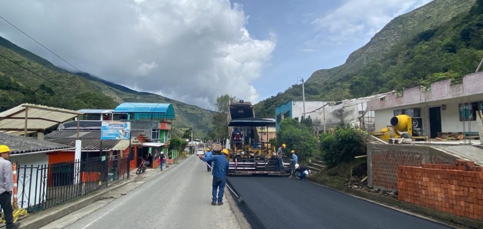 Pavimentación vía a Tumaco (Mallama)